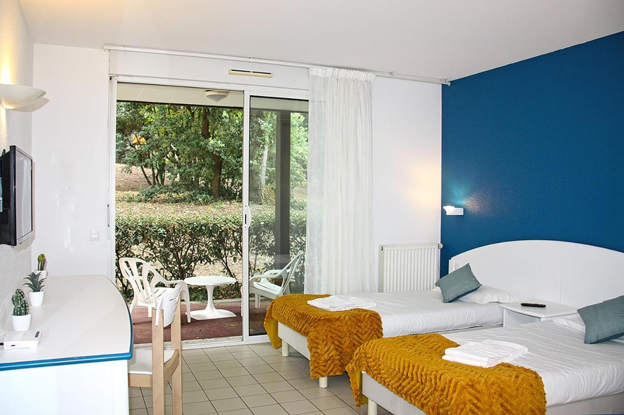 Azureva Ronce Les Bains Hotel Exterior photo